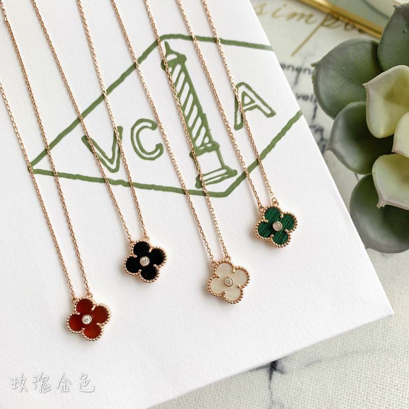 Van Cleef & Arpels necklace 07yxh01